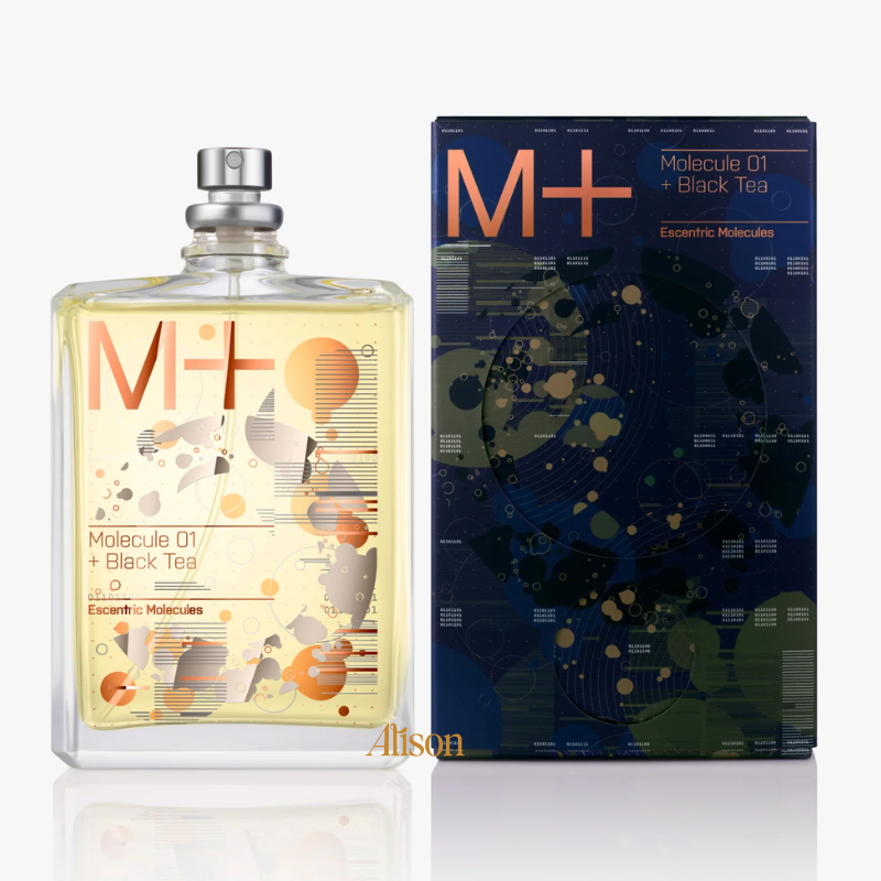Escentric Molecules Molecule 01 + Black Tea